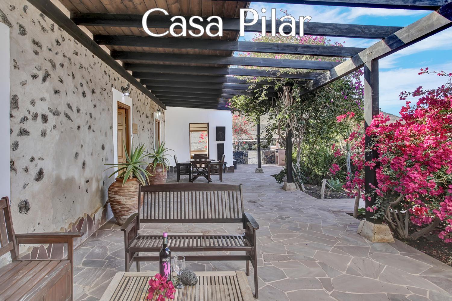Casa Pilar, Aurora Y Tarabilla En Finca Ecologica Teguitar Bagian luar foto